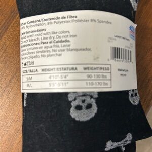 Black Skull Patterned Women's Leggings